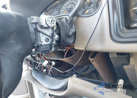 2005 Chevrolet Silverado 1500 Ls z USA, uszkodzony, nr VIN 2GCEC19V451175719